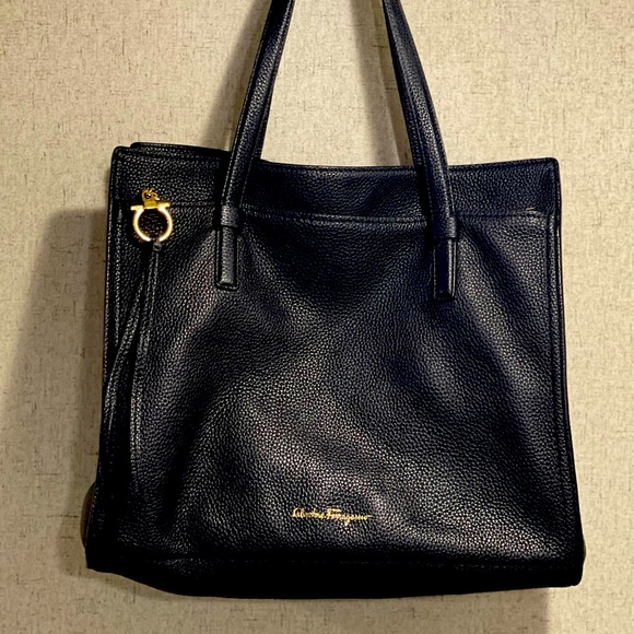 Salvatore Ferragamo Handbags - Salvatore Ferragamo Amy Medium Leather Tote Bag